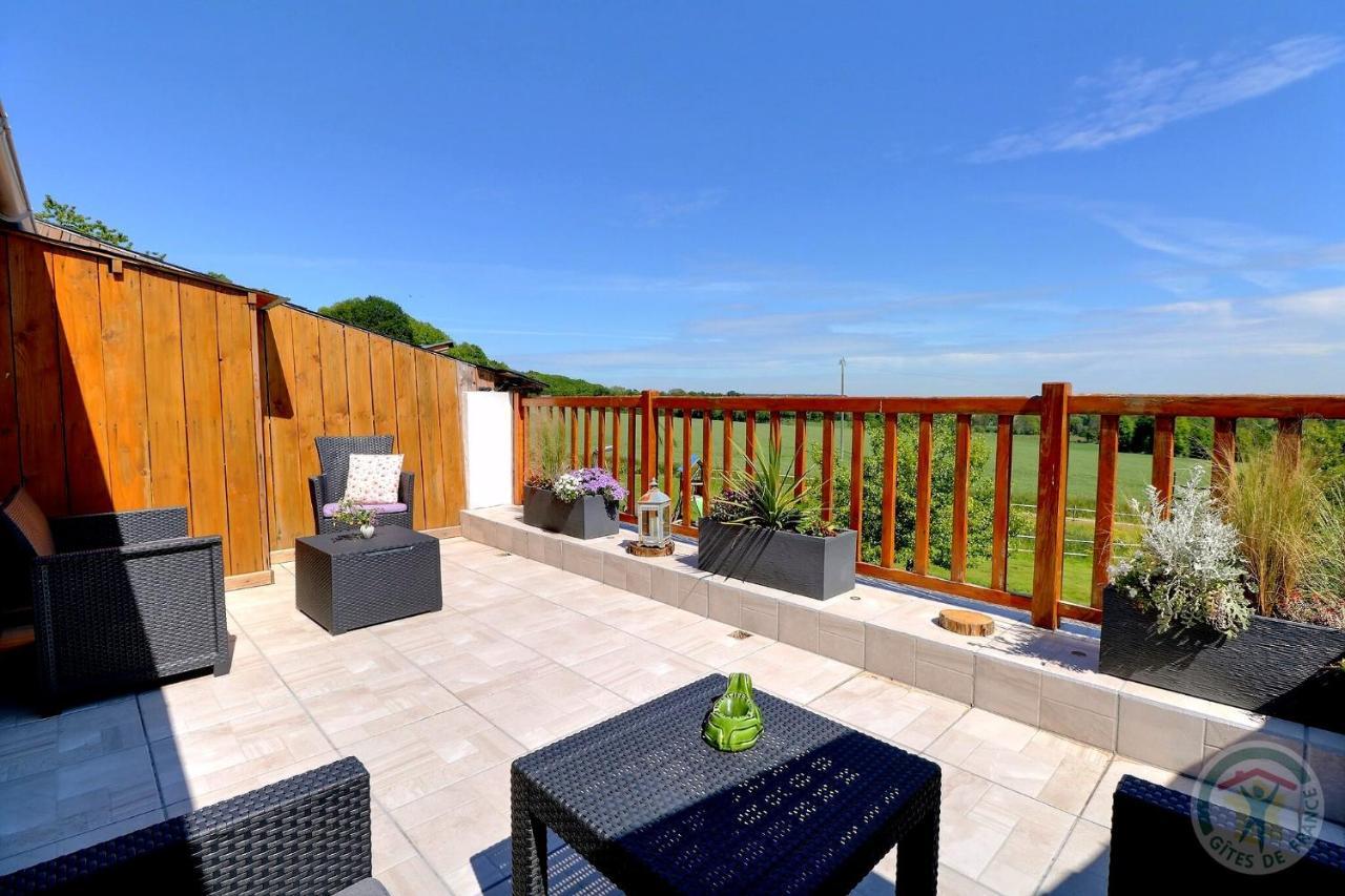 Les Bouyeres Bed & Breakfast Saint-Malon-sur-Mel ภายนอก รูปภาพ