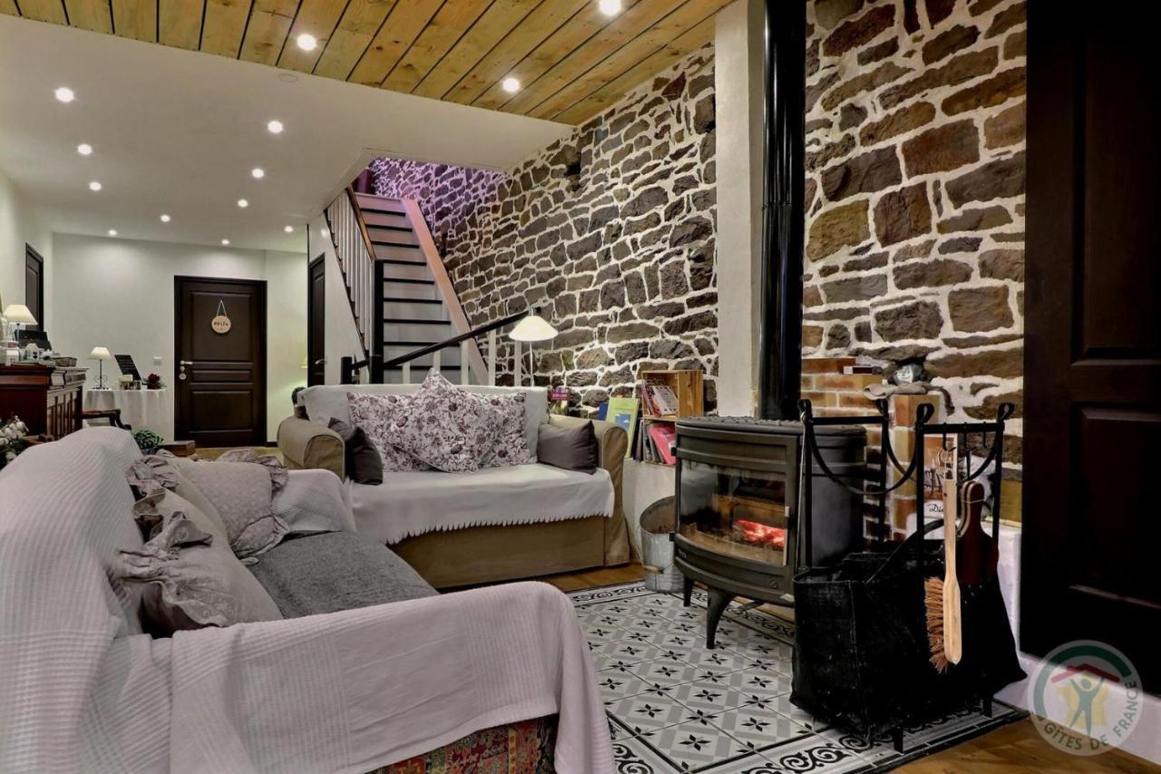 Les Bouyeres Bed & Breakfast Saint-Malon-sur-Mel ภายนอก รูปภาพ