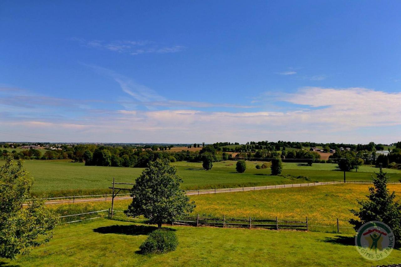 Les Bouyeres Bed & Breakfast Saint-Malon-sur-Mel ภายนอก รูปภาพ