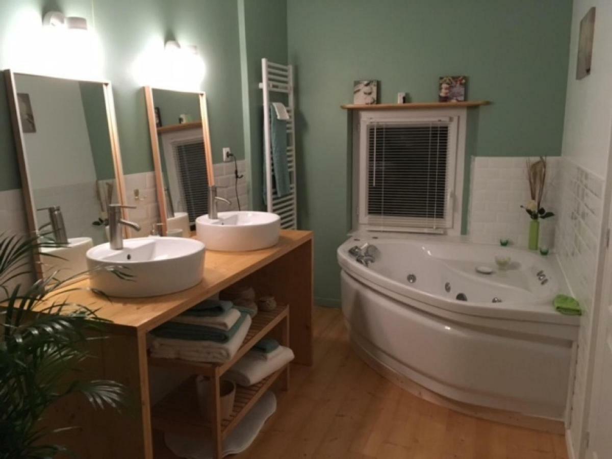 Les Bouyeres Bed & Breakfast Saint-Malon-sur-Mel ภายนอก รูปภาพ