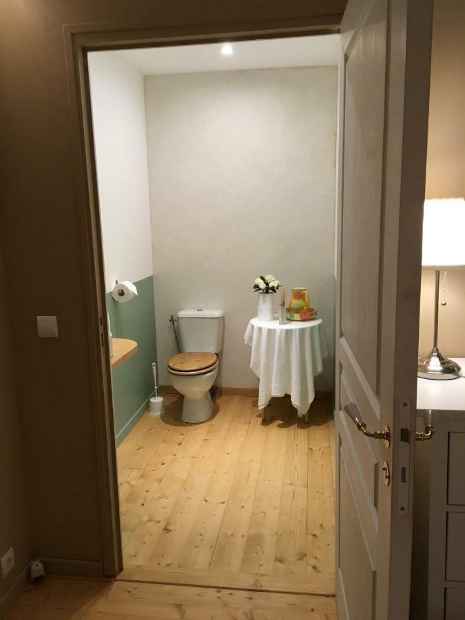 Les Bouyeres Bed & Breakfast Saint-Malon-sur-Mel ภายนอก รูปภาพ